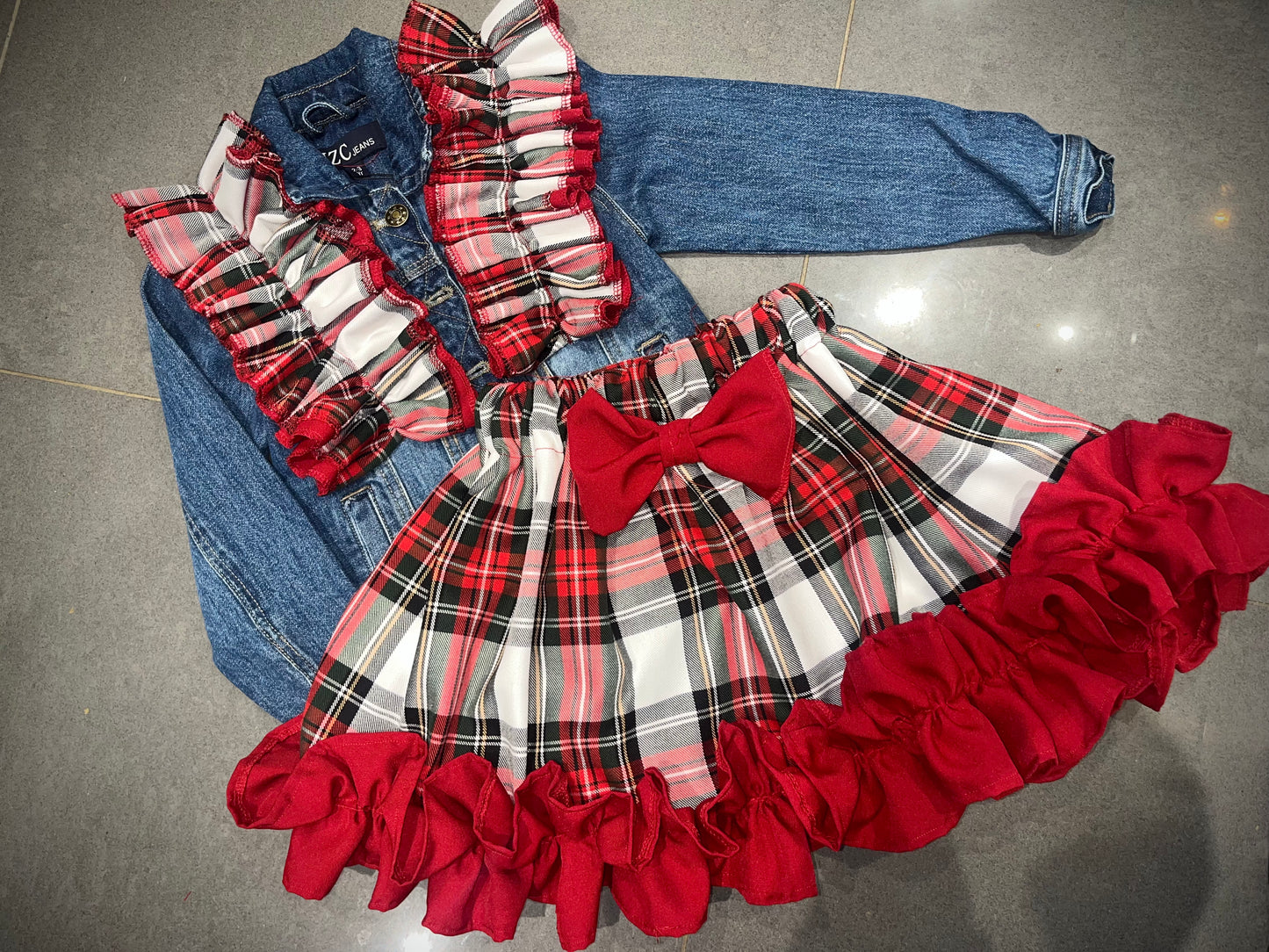 Tartan ruffle shoulder jacket