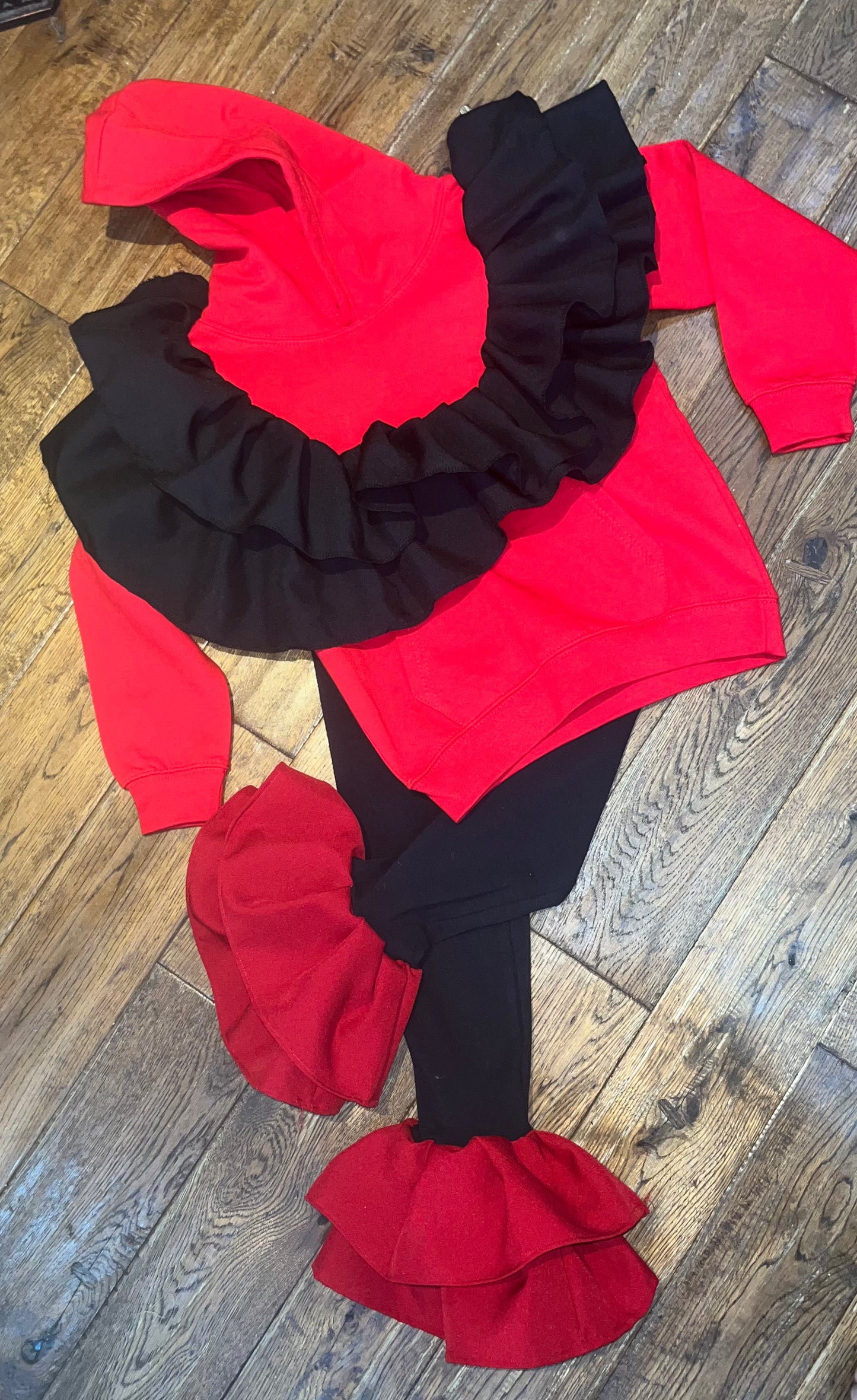 red and black lounge set