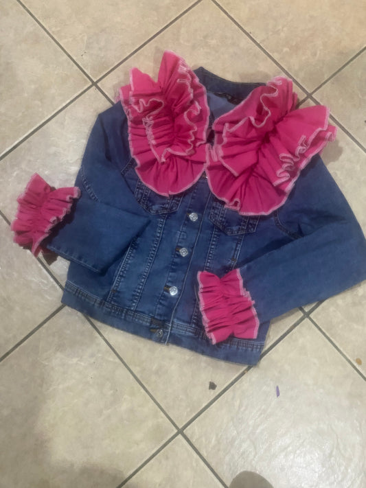 Ruffle shoulder jacket