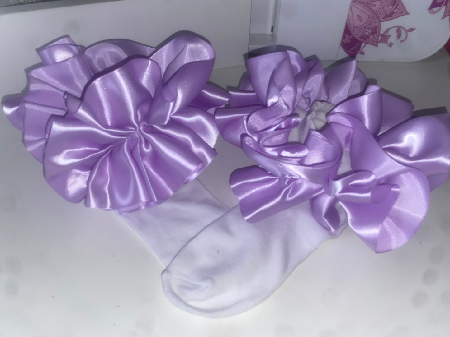 Lilac satin frilly sock